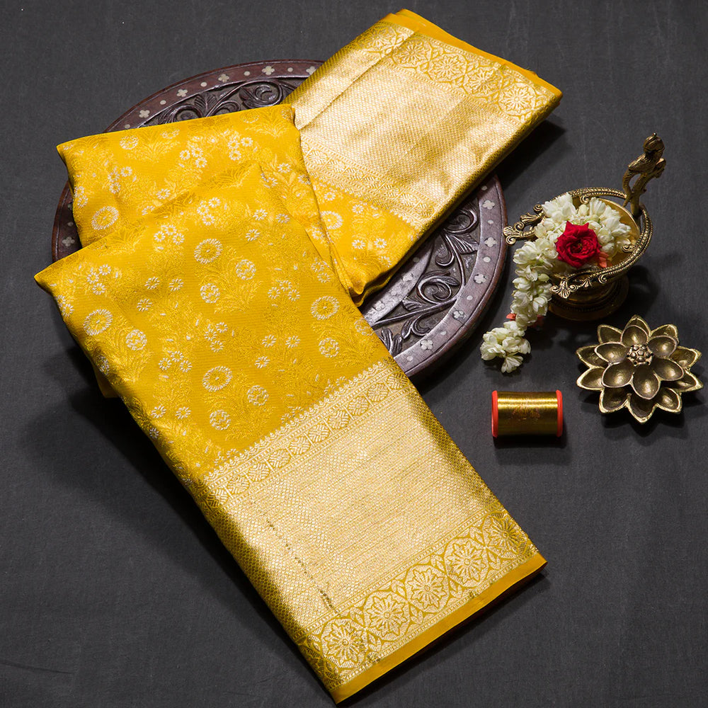 Price:- 18500/- Pure kanchipuram bridal silk saree Beautiful bridal pattu  Sarees by @weaving_thread Please DM or Message us to… | Instagram